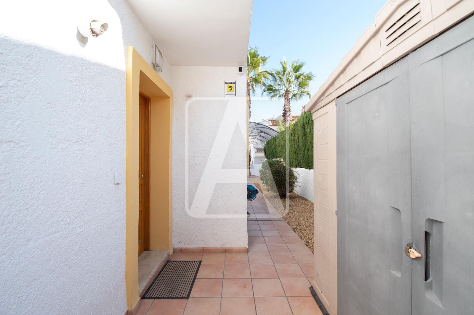 3 chambre Villa/Maison Mitoyenne à vendre à Calpe / Calp avec piscine garage - 325 000 € (Ref: 9529192)