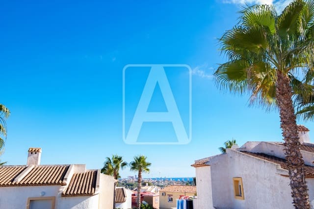 3 chambre Villa/Maison Mitoyenne à vendre à Calpe / Calp avec piscine garage - 325 000 € (Ref: 9529192)