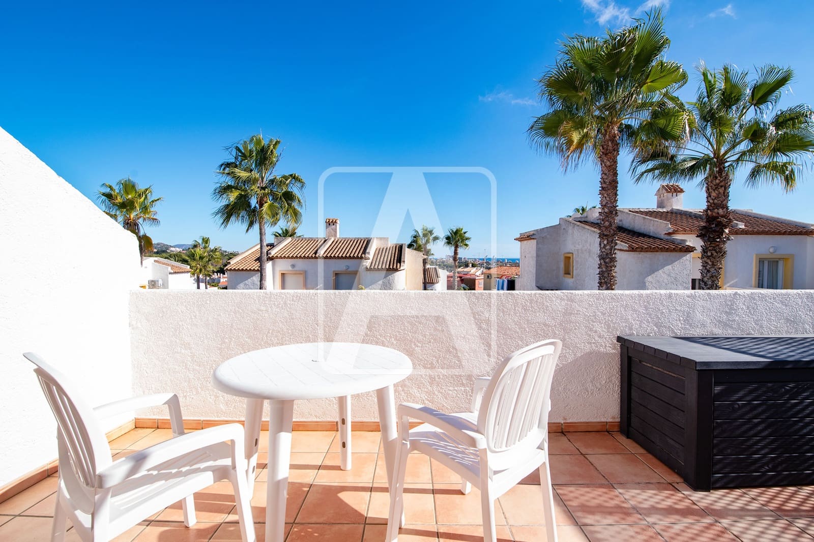 3 chambre Villa/Maison Mitoyenne à vendre à Calpe / Calp avec piscine garage - 325 000 € (Ref: 9529192)