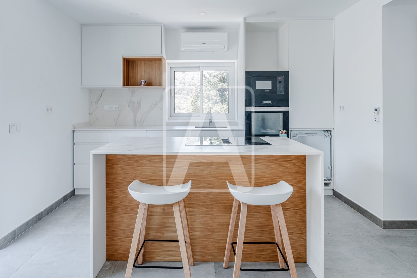 4 makuuhuone Huvila myytävänä paikassa Calpe / Calp mukana uima-altaan 
autotalli - 1 149 000 € (Ref: 9542104)