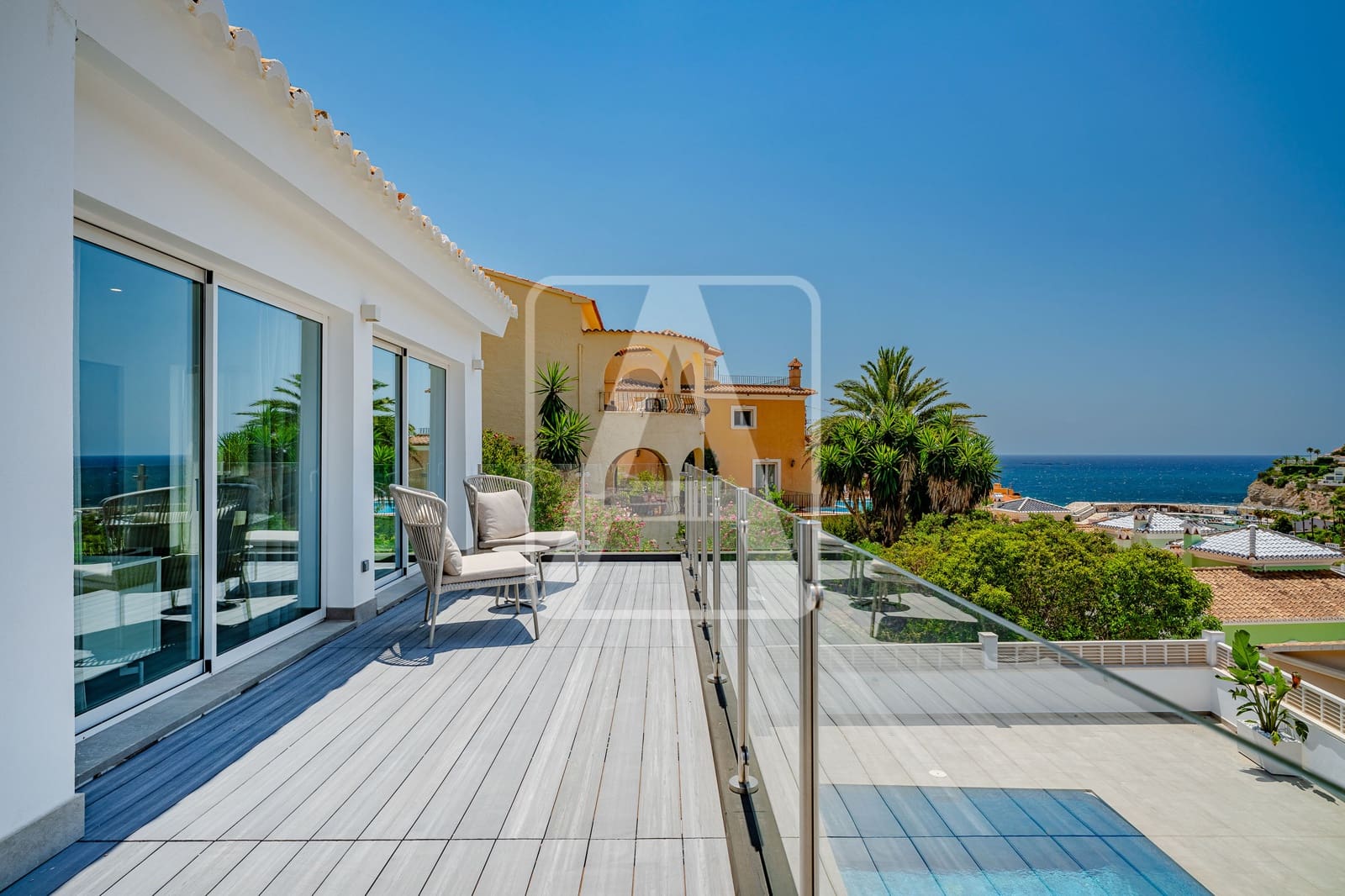 4 makuuhuone Huvila myytävänä paikassa Calpe / Calp mukana uima-altaan 
autotalli - 1 149 000 € (Ref: 9542104)