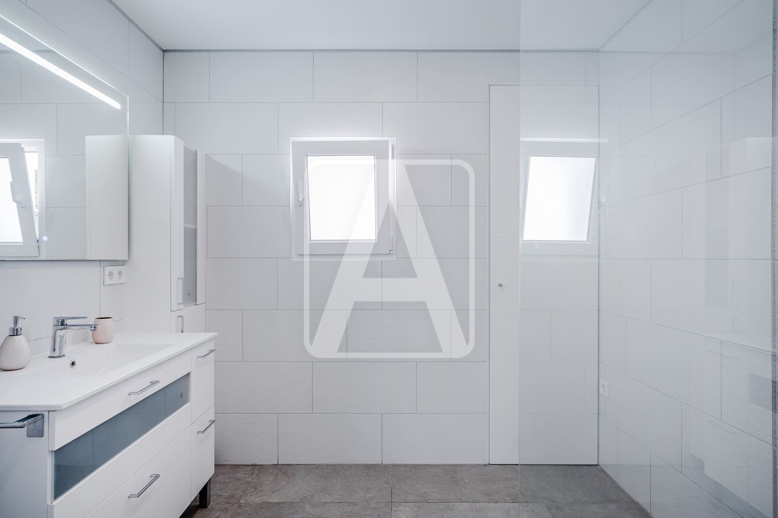 4 makuuhuone Huvila myytävänä paikassa Calpe / Calp mukana uima-altaan 
autotalli - 1 149 000 € (Ref: 9542104)