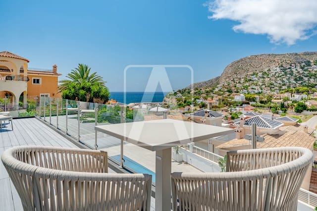 4 makuuhuone Huvila myytävänä paikassa Calpe / Calp mukana uima-altaan 
autotalli - 1 149 000 € (Ref: 9542104)