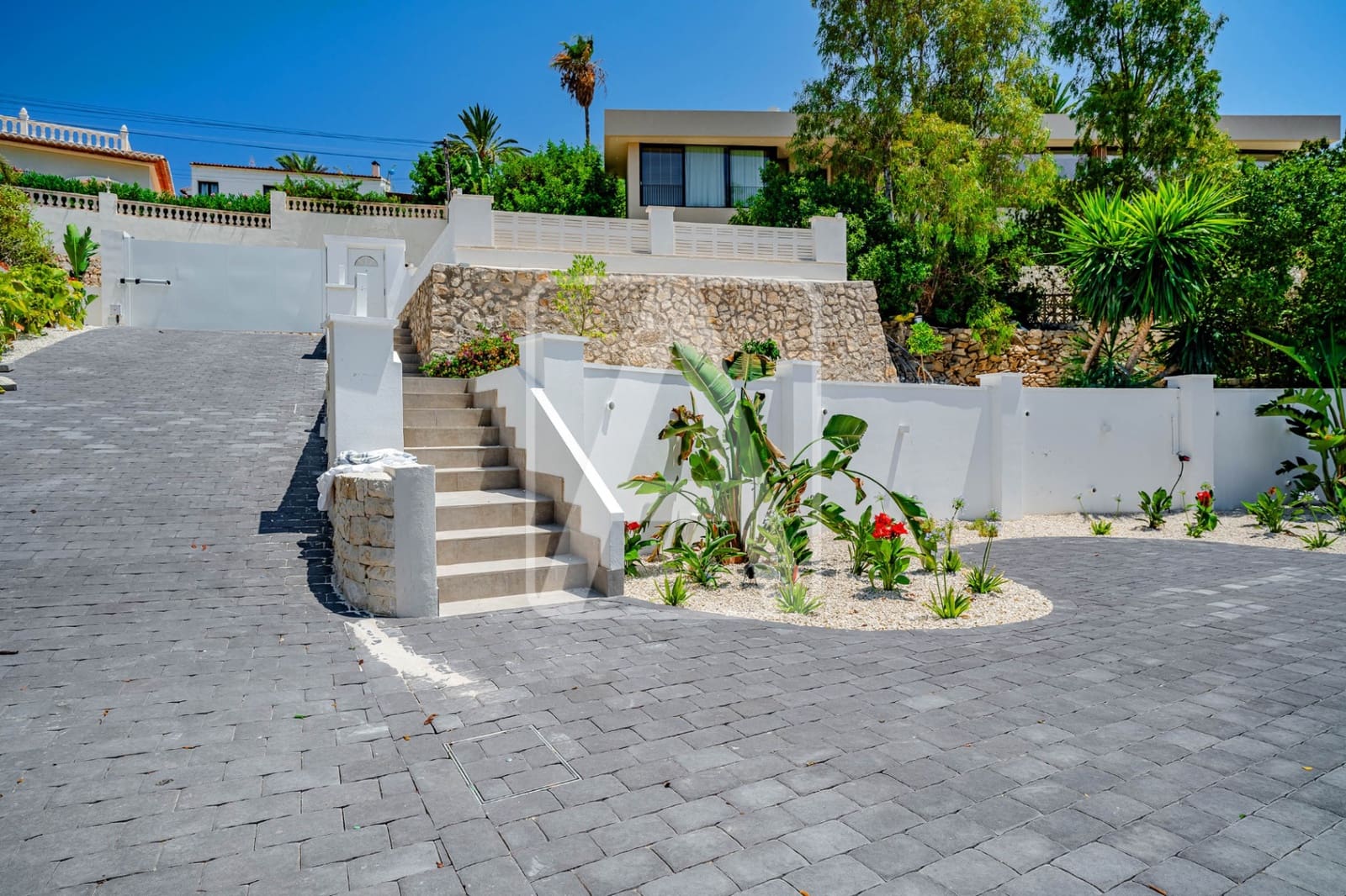 4 makuuhuone Huvila myytävänä paikassa Calpe / Calp mukana uima-altaan 
autotalli - 1 149 000 € (Ref: 9542104)