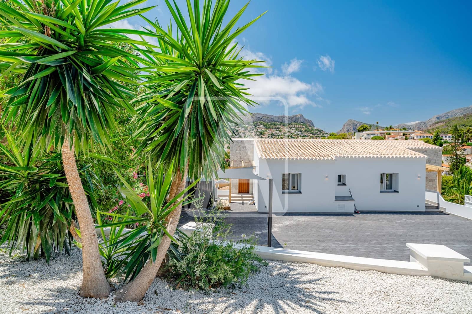 4 makuuhuone Huvila myytävänä paikassa Calpe / Calp mukana uima-altaan 
autotalli - 1 149 000 € (Ref: 9542104)