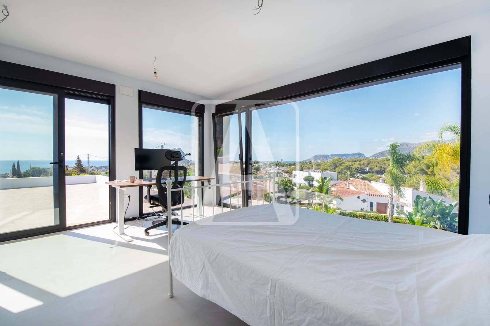 6 slaapkamer Villa te koop in Benissa met garage - € 2.150.000 (Ref: 9553206)