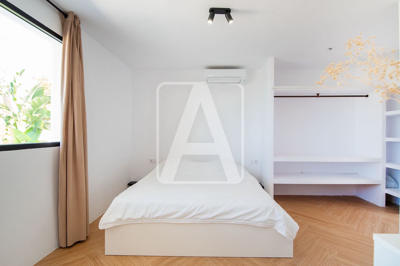 6 slaapkamer Villa te koop in Benissa met garage - € 2.150.000 (Ref: 9553206)