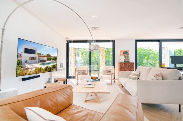 6 slaapkamer Villa te koop in Benissa met garage - € 2.150.000 (Ref: 9553206)