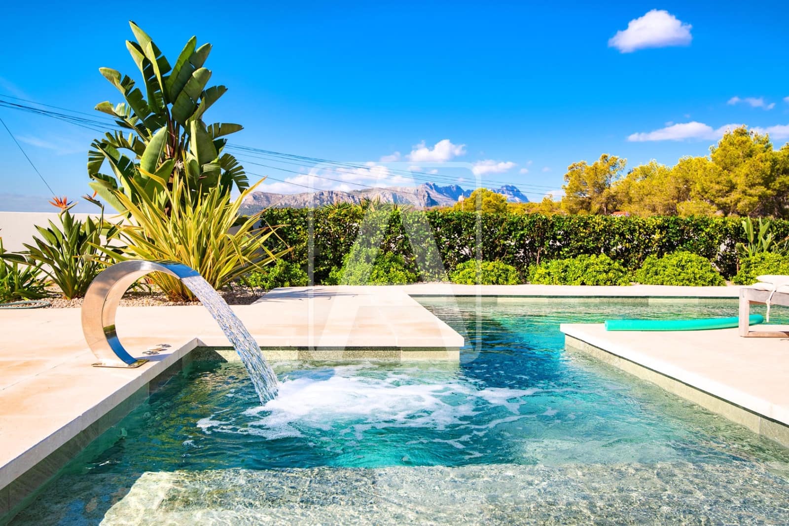 6 slaapkamer Villa te koop in Benissa met garage - € 2.150.000 (Ref: 9553206)