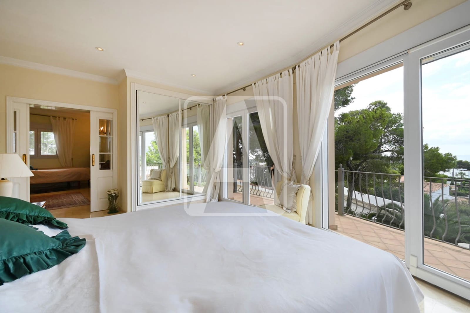 3 slaapkamer Villa te koop in Benissa met zwembad garage - € 1.295.000 (Ref: 9553207)