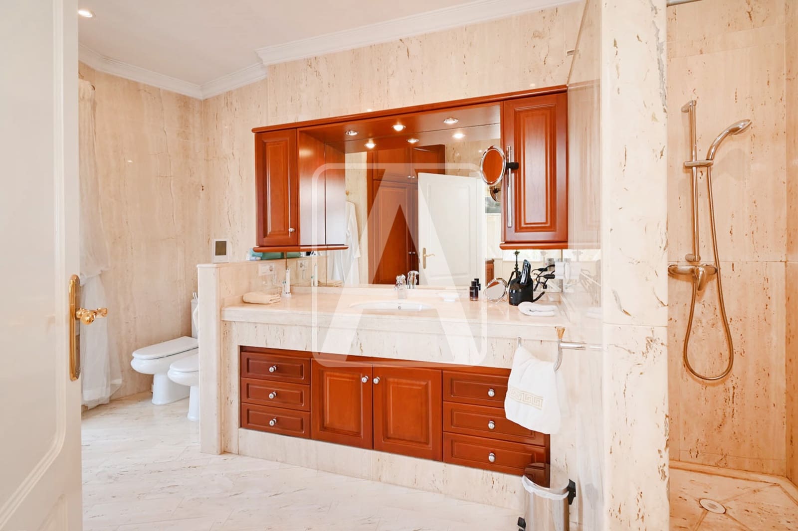 3 slaapkamer Villa te koop in Benissa met zwembad garage - € 1.295.000 (Ref: 9553207)