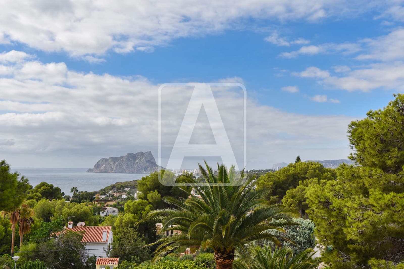 3 slaapkamer Villa te koop in Benissa met zwembad garage - € 1.295.000 (Ref: 9553207)