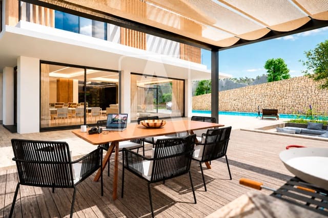 4 bedroom Villa for sale in Moraira, Teulada-Moraira with pool garage - € 1,675,000 (Ref: 9553208)