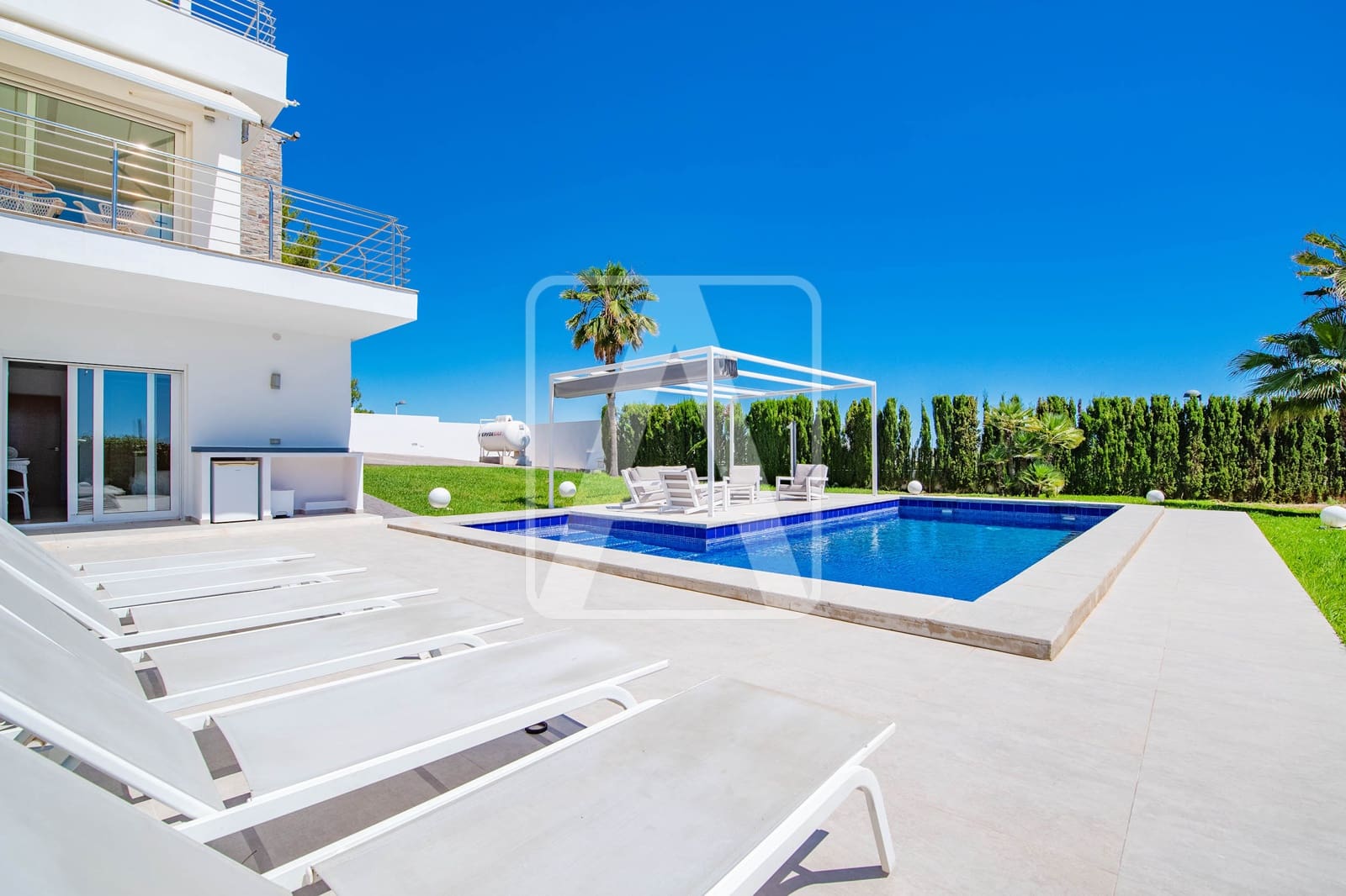 3 bedroom Villa for sale in Moraira with pool garage - € 995,000 (Ref: 9590571)
