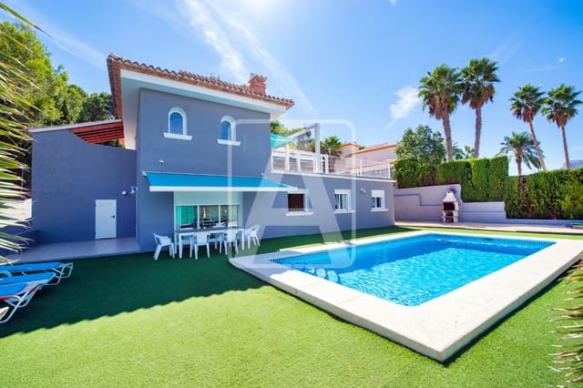 4 makuuhuone Huvila myytävänä paikassa Calpe / Calp mukana uima-altaan 
autotalli - 595 000 € (Ref: 9590572)