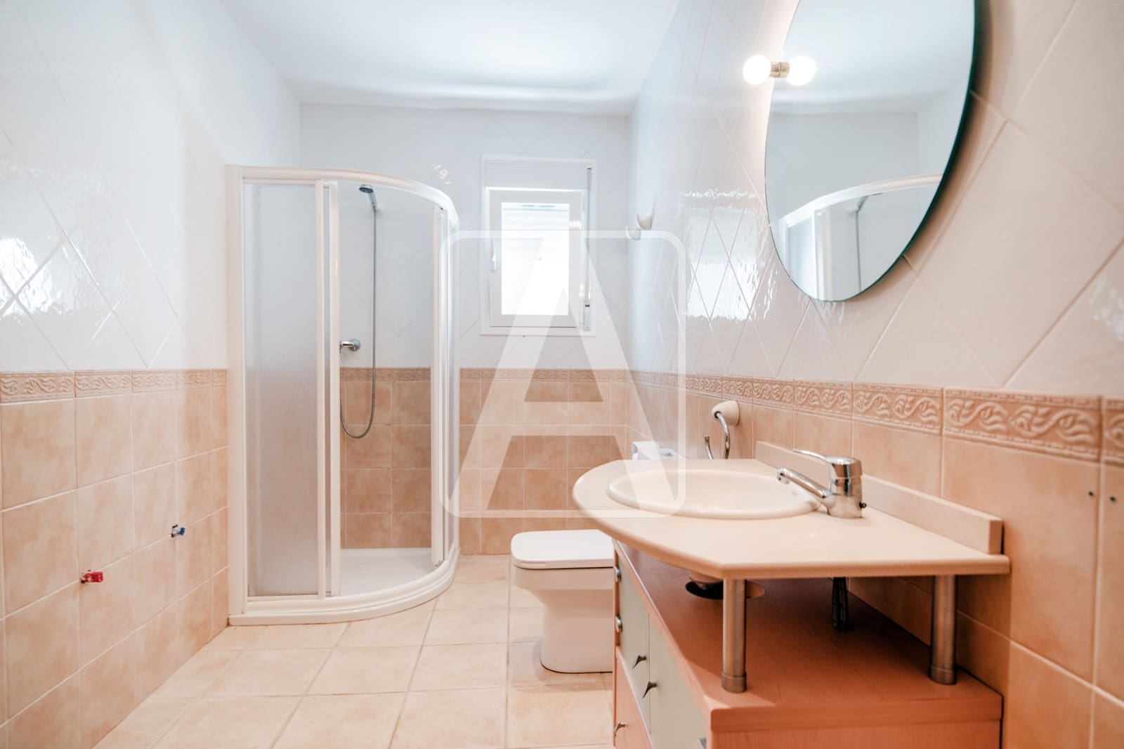 4 makuuhuone Huvila myytävänä paikassa Calpe / Calp mukana uima-altaan 
autotalli - 595 000 € (Ref: 9590572)