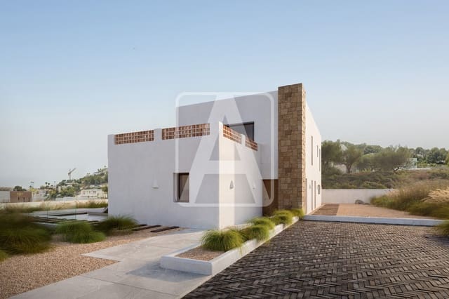 4 bedroom Villa for sale in Moraira, Teulada-Moraira with pool garage - € 1,800,000 (Ref: 9590573)