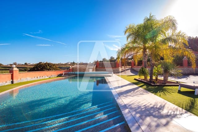 5 makuuhuone Maalaistalo myytävänä paikassa Moraira, Teulada-Moraira mukana 
autotalli - 1 695 000 € (Ref: 9590574)