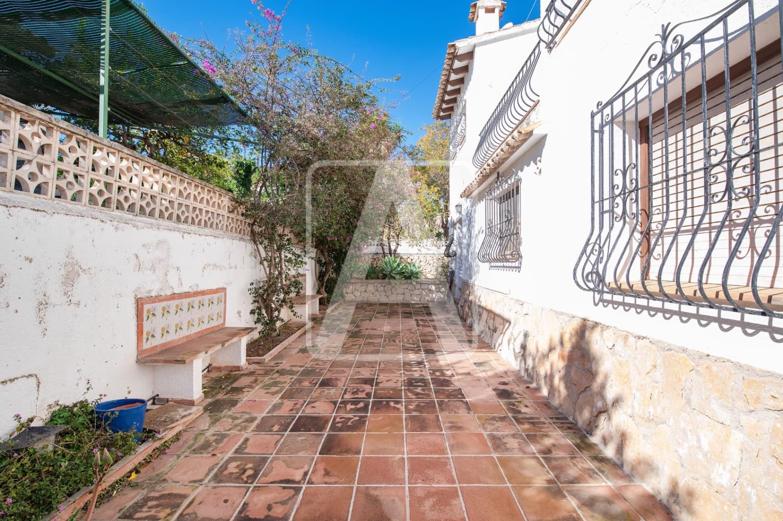 5 chambre Villa/Maison à vendre à Benissa avec piscine garage - 995 000 € (Ref: 9606495)