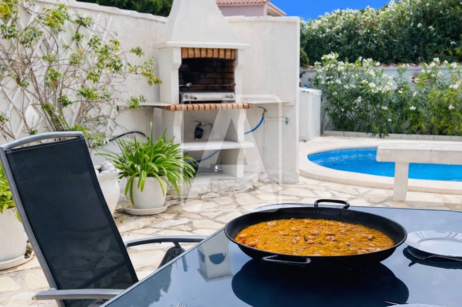 Chalet de 2 habitaciones en Calpe / Calp en venta con piscina garaje - 425.000 € (Ref: 9614267)