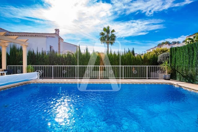 4 soverom Villa til salgs i Benissa med garasje - € 640 000 (Ref: 9630609)