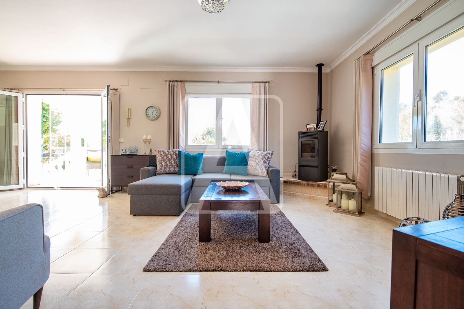 3 bedroom Villa for sale in Calpe / Calp with pool garage - € 525,000 (Ref: 9652438)