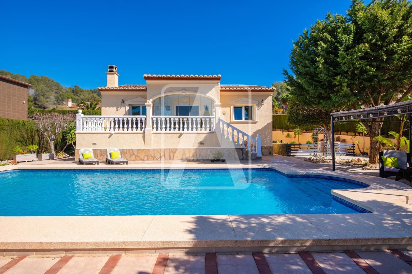 3 bedroom Villa for sale in Calpe / Calp with pool garage - € 525,000 (Ref: 9652438)