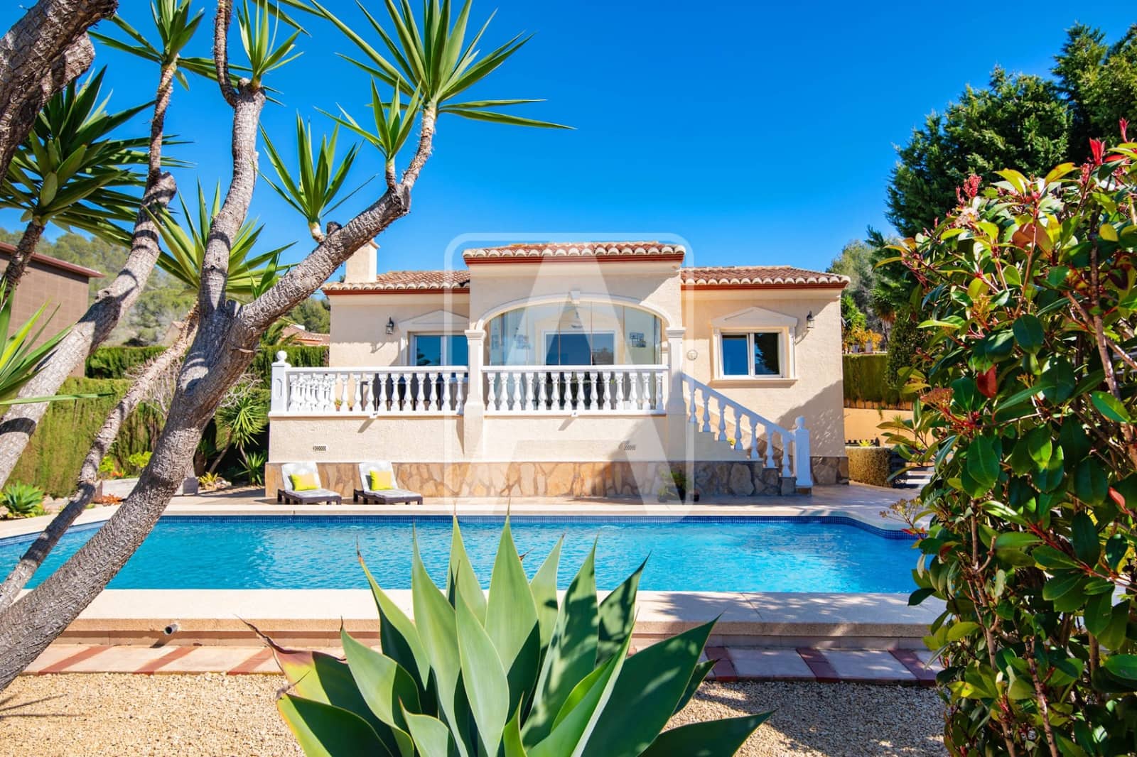 3 bedroom Villa for sale in Calpe / Calp with pool garage - € 525,000 (Ref: 9652438)