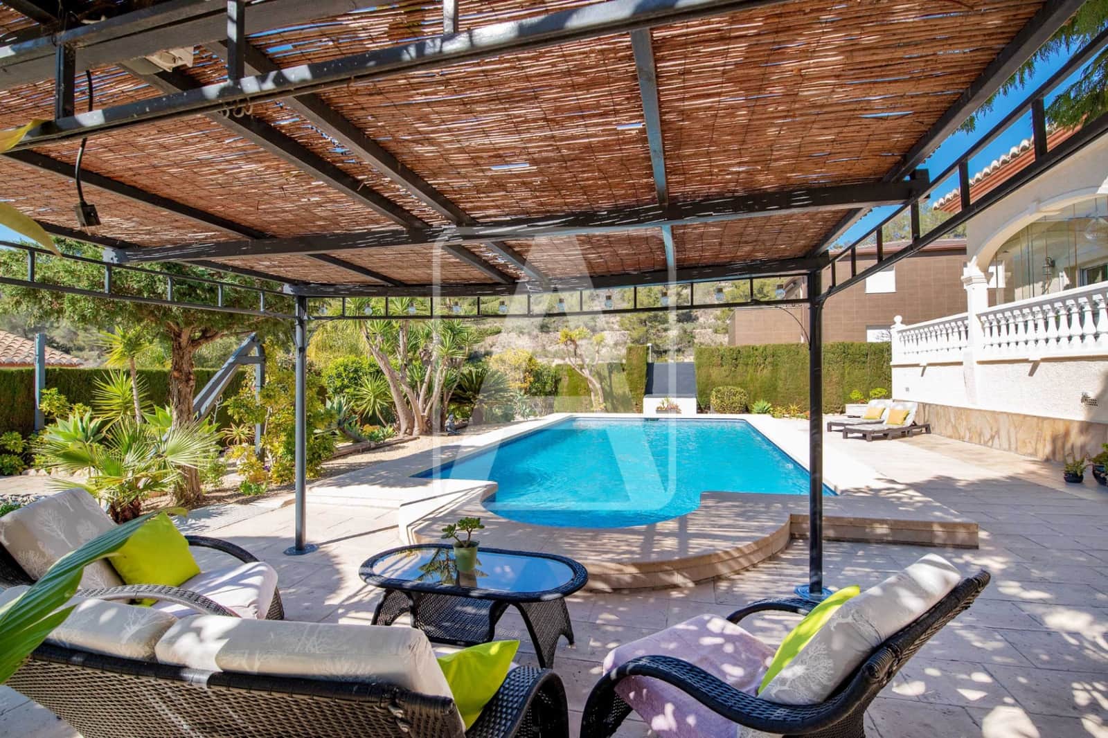 3 bedroom Villa for sale in Calpe / Calp with pool garage - € 525,000 (Ref: 9652438)