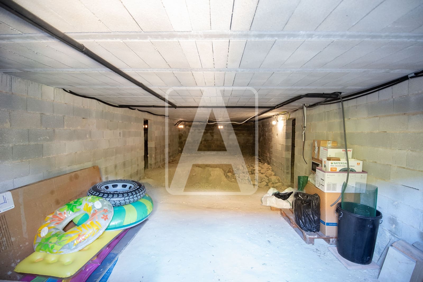 3 bedroom Villa for sale in Calpe / Calp with pool garage - € 525,000 (Ref: 9652438)