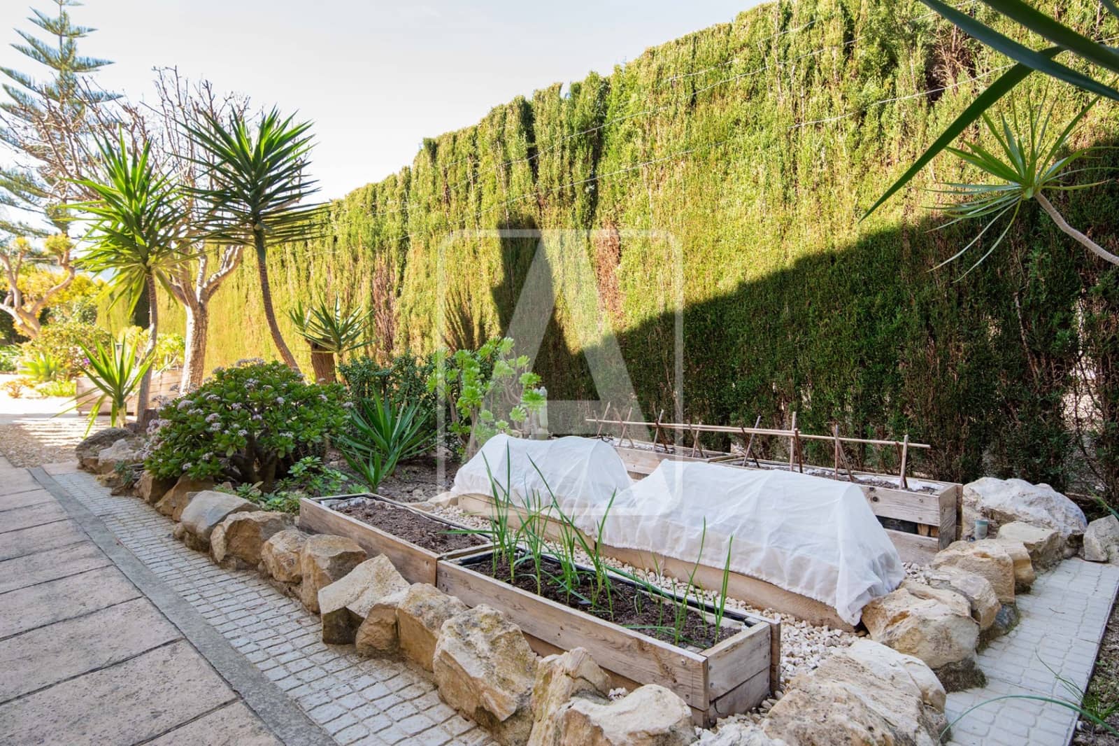 3 bedroom Villa for sale in Calpe / Calp with pool garage - € 525,000 (Ref: 9652438)