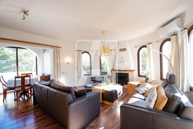 2 soverom Villa til salgs i Benissa med svømmebasseng garasje - € 415 000 (Ref: 9652439)