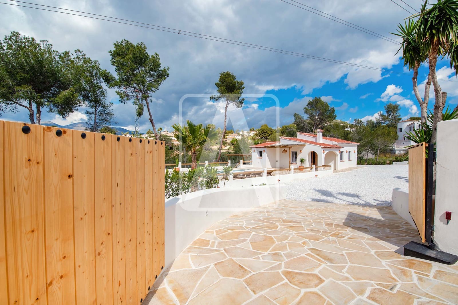 2 sypialnia Willa na sprzedaż w Calpe / Calp z basenem garażem - 679 000 € (Ref: 9673575)