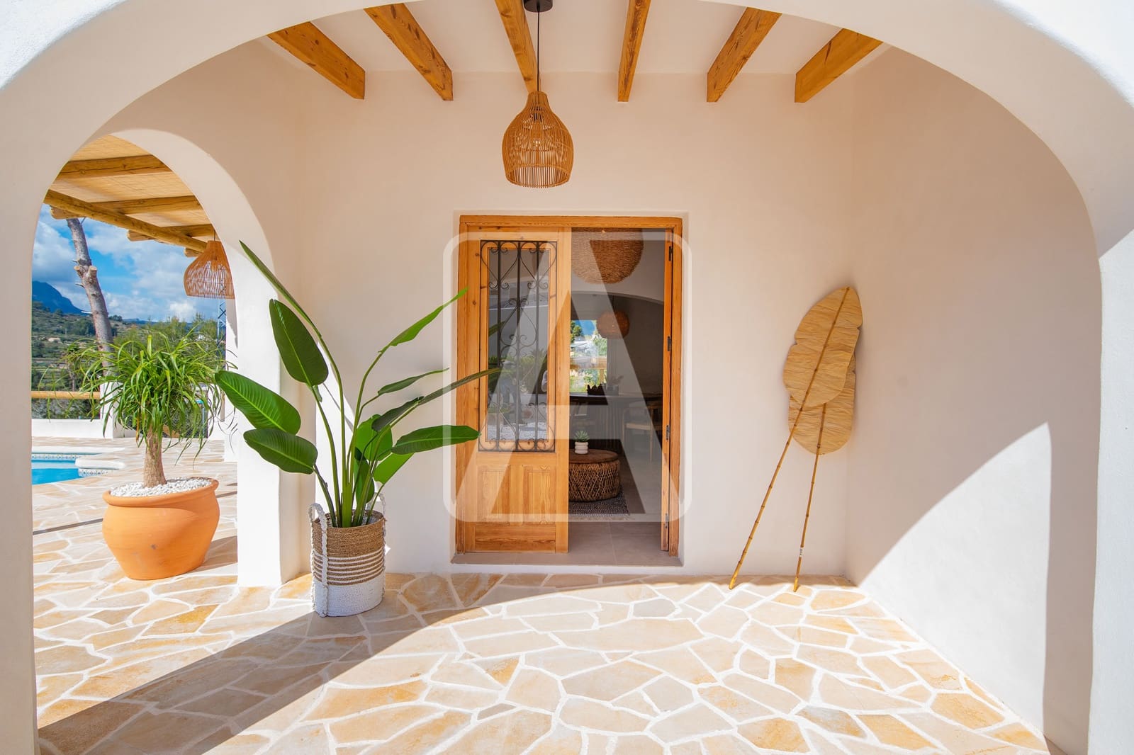 2 bedroom Villa for sale in Calpe / Calp with pool garage - € 679,000 (Ref: 9673575)