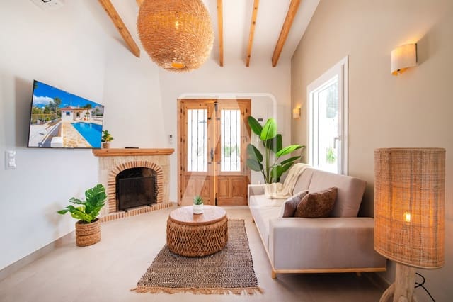 2 quarto Moradia para venda em Calpe / Calp com piscina garagem - 679 000 € (Ref: 9673575)