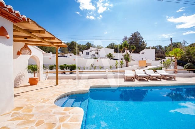 2 quarto Moradia para venda em Calpe / Calp com piscina garagem - 679 000 € (Ref: 9673575)