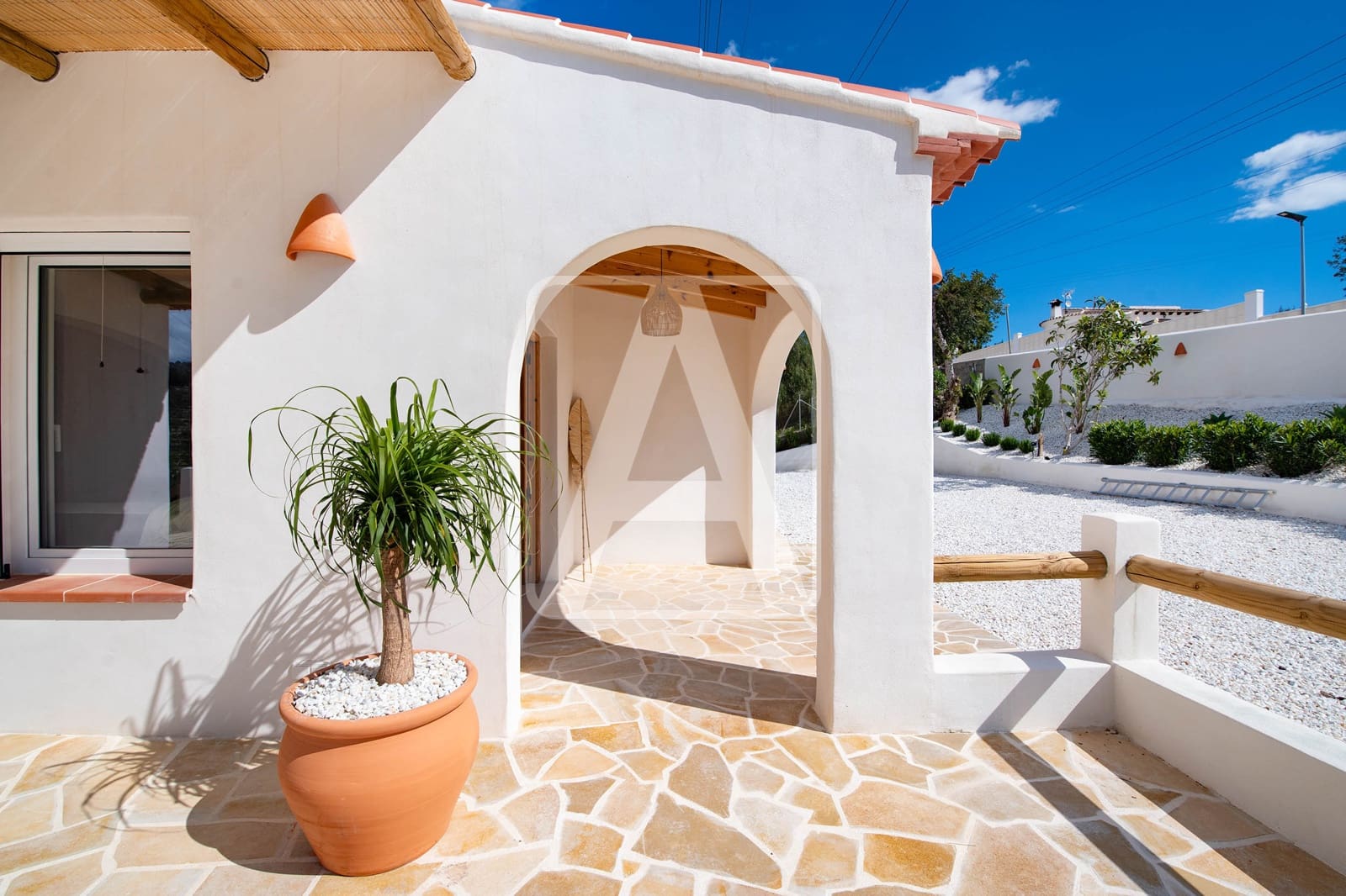 2 bedroom Villa for sale in Calpe / Calp with pool garage - € 679,000 (Ref: 9673575)