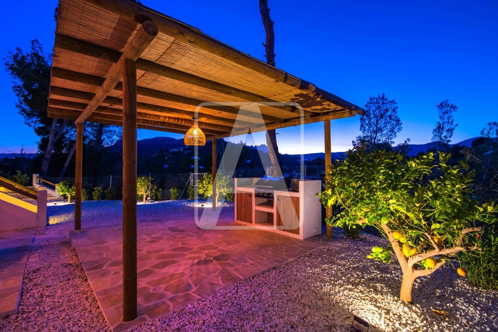 2 bedroom Villa for sale in Calpe / Calp with pool garage - € 679,000 (Ref: 9673575)