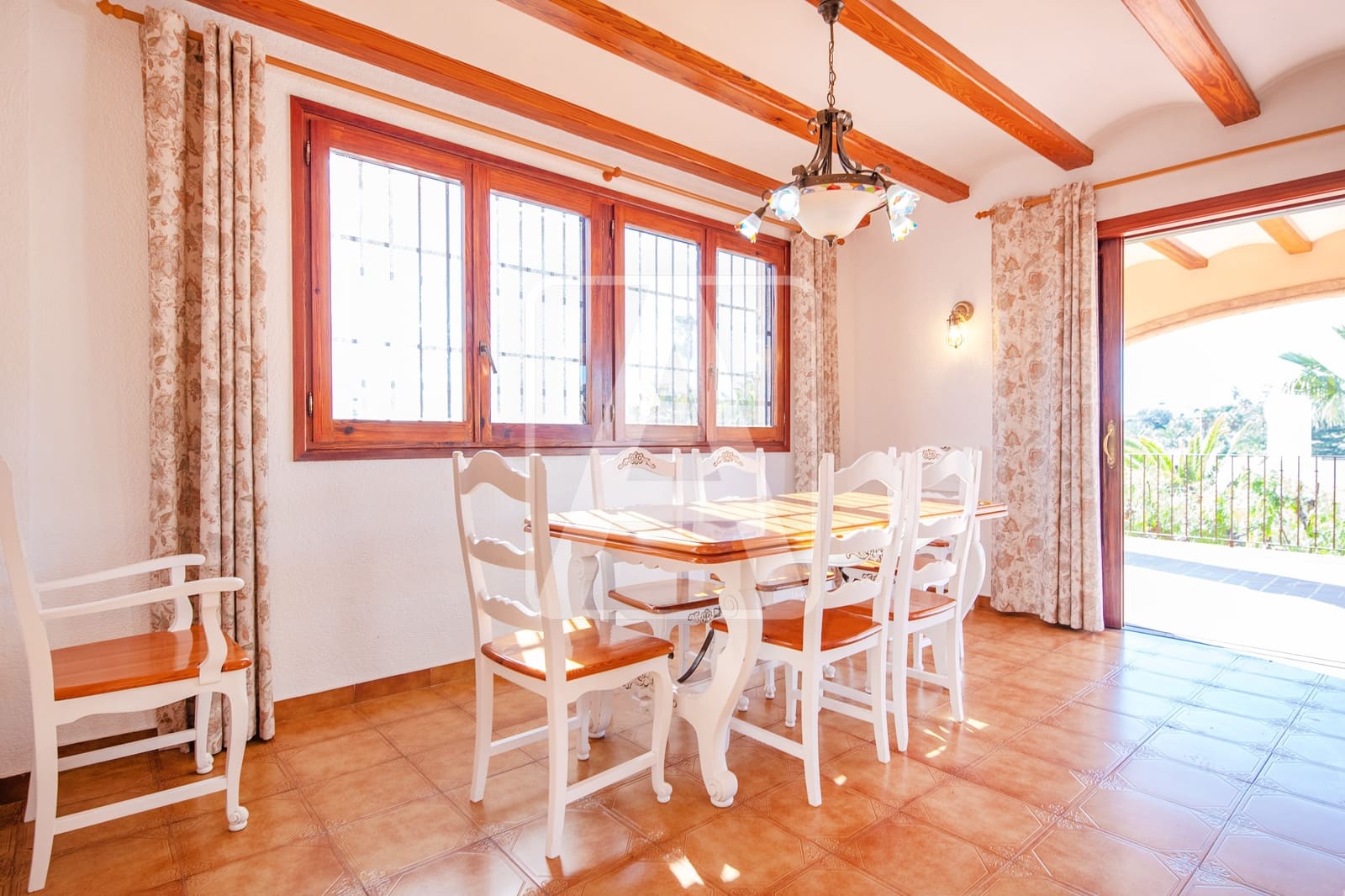 4 soveværelse Villa til salg i Benissa med swimmingpool garage - € 954.000 (Ref: 9713364)