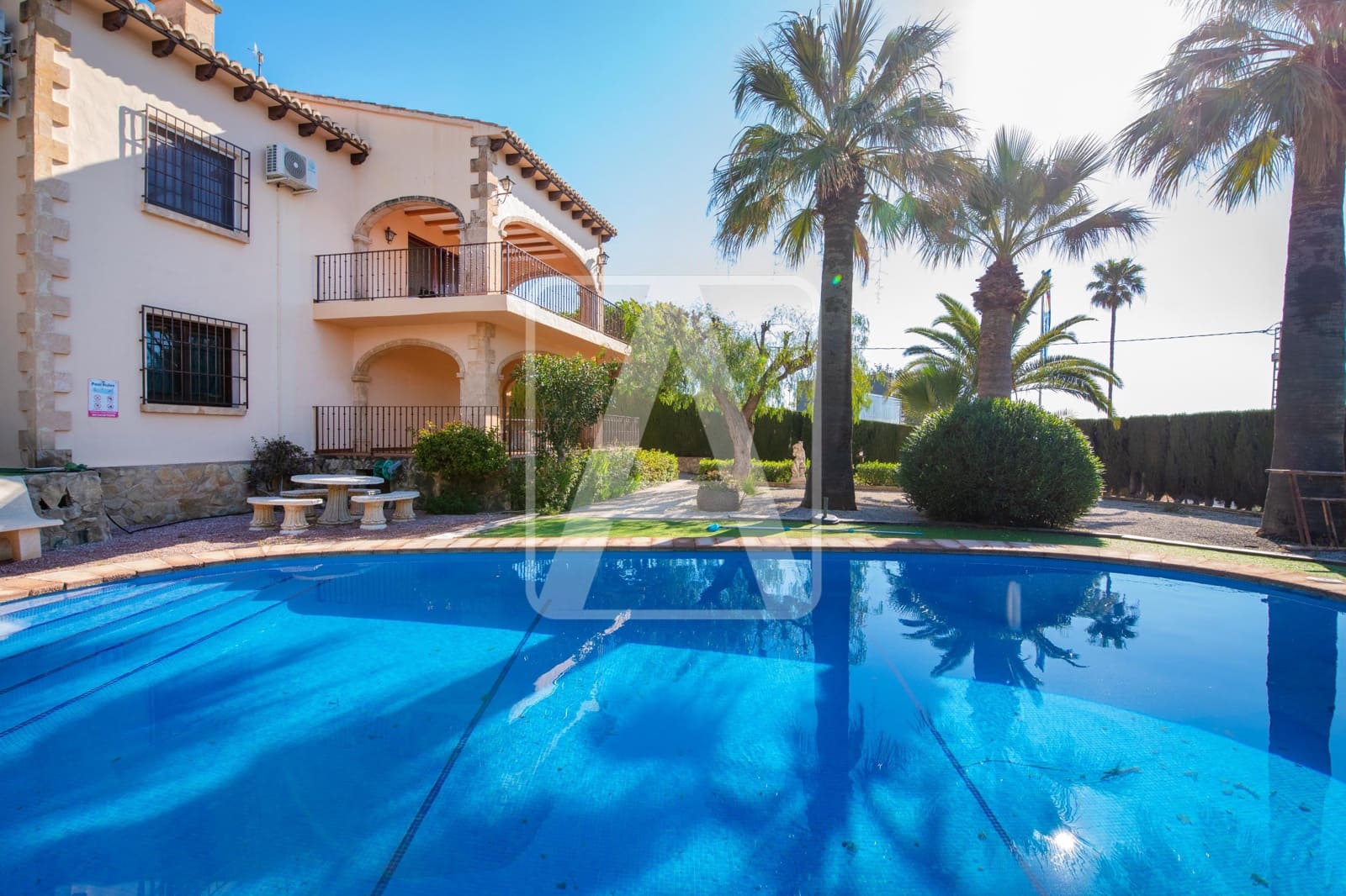 4 soveværelse Villa til salg i Benissa med swimmingpool garage - € 954.000 (Ref: 9713364)