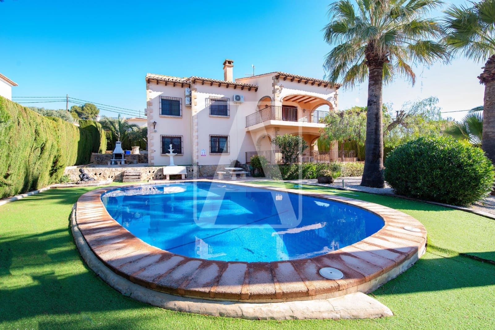 4 soveværelse Villa til salg i Benissa med swimmingpool garage - € 954.000 (Ref: 9713364)