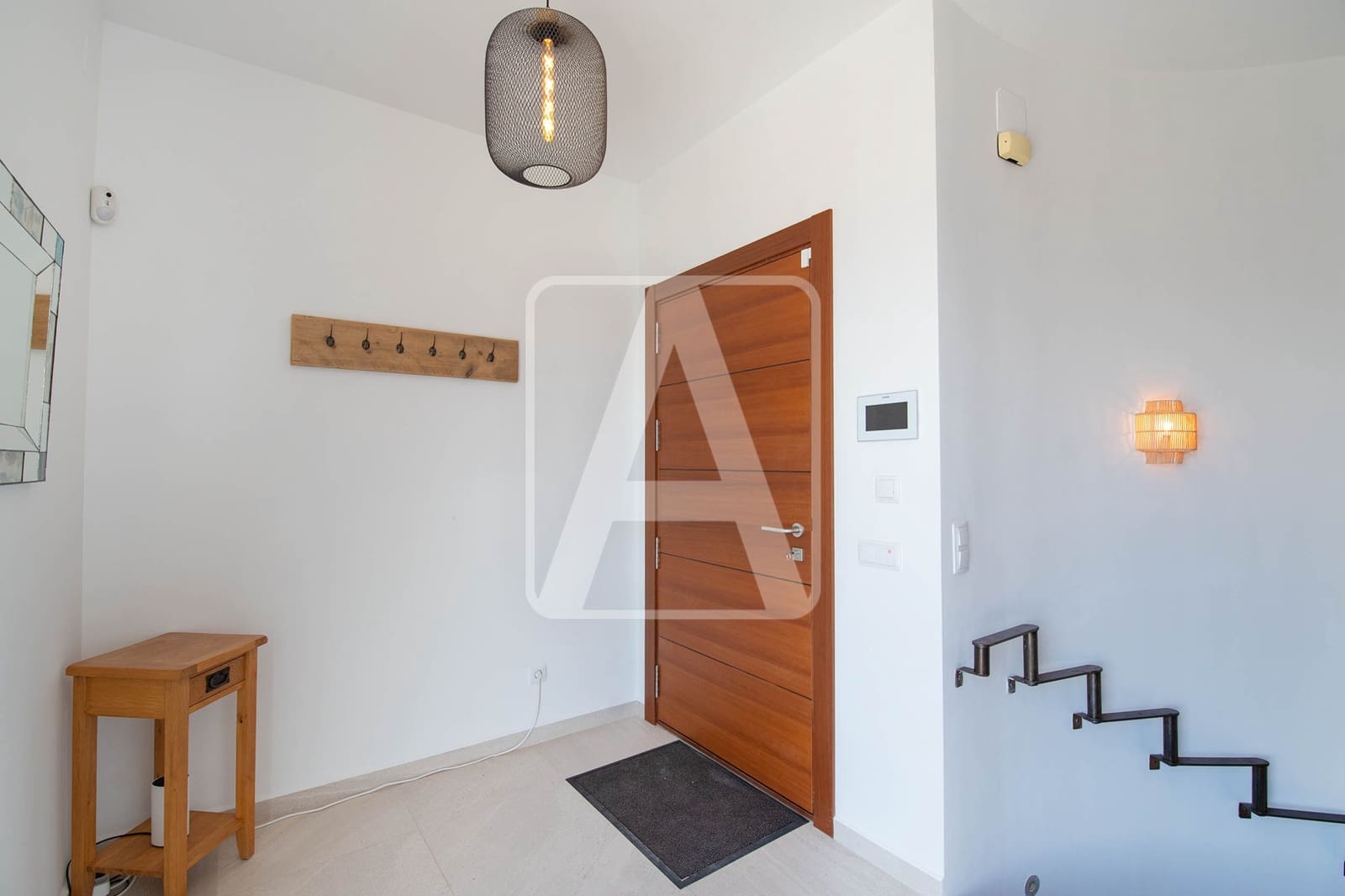 5 bedroom Villa for sale in Moraira with pool garage - € 1,495,000 (Ref: 9713366)