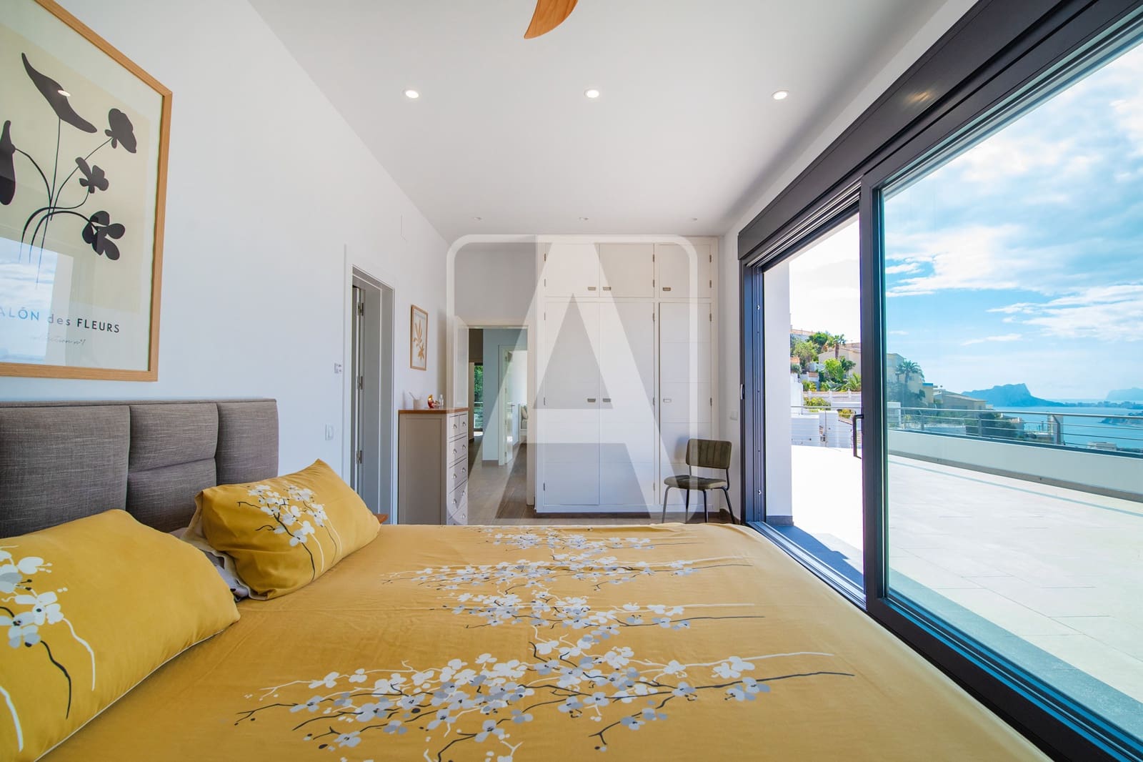 5 bedroom Villa for sale in Moraira with pool garage - € 1,495,000 (Ref: 9713366)