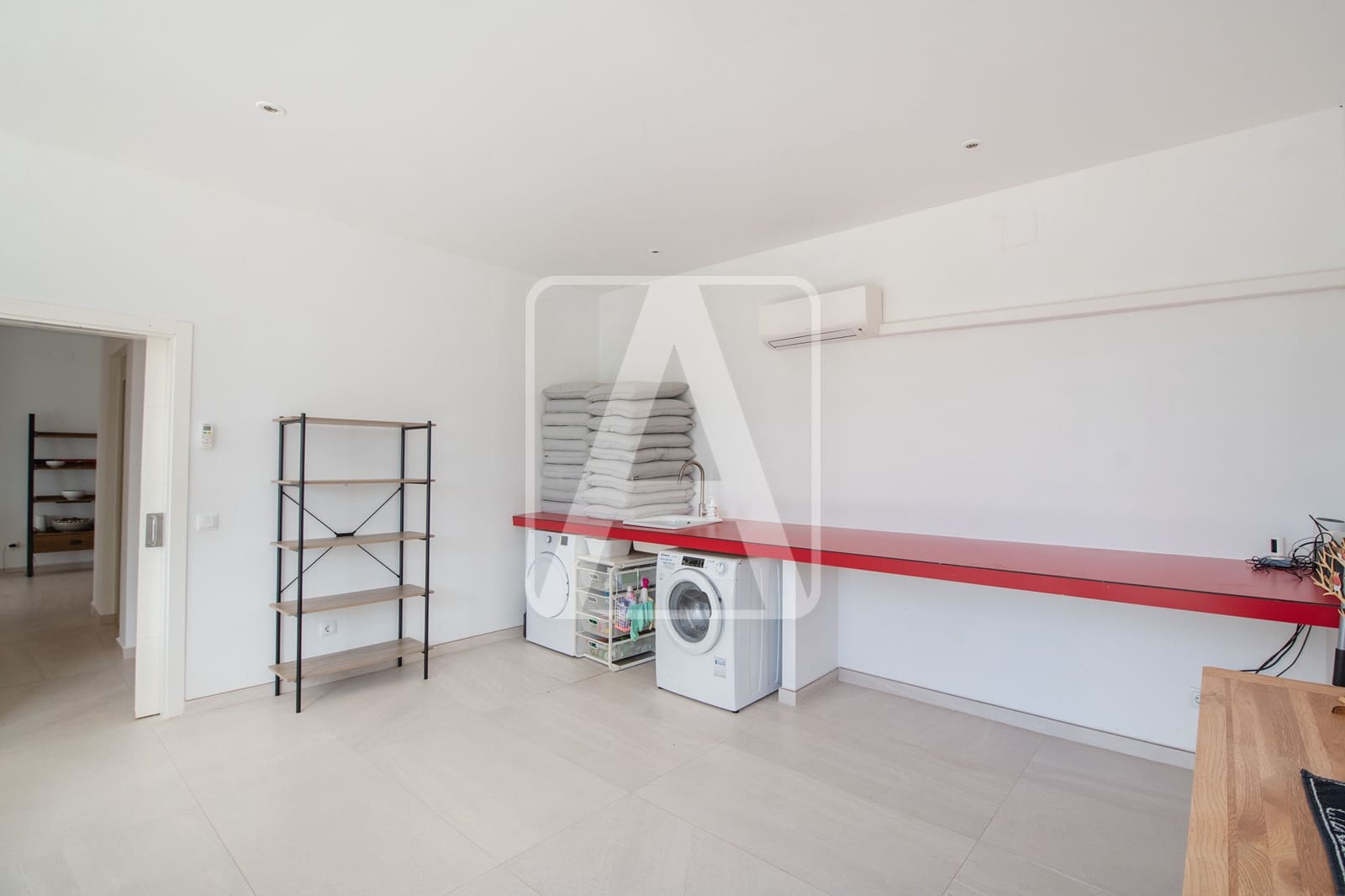 5 bedroom Villa for sale in Moraira with pool garage - € 1,495,000 (Ref: 9713366)