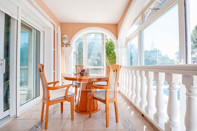 3 soverom Villa til salgs i Benissa med svømmebasseng garasje - € 655 000 (Ref: 9723564)