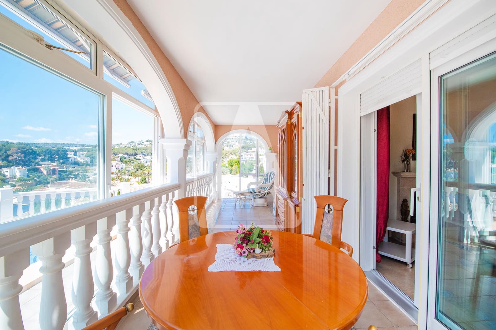 3 bedroom Villa for sale in Benissa with pool garage - € 655,000 (Ref: 9723564)