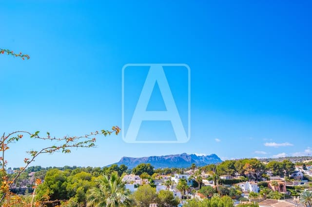 3 soverom Villa til salgs i Benissa med svømmebasseng garasje - € 655 000 (Ref: 9723564)