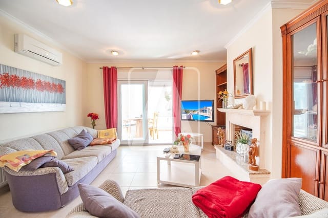 3 soverom Villa til salgs i Benissa med svømmebasseng garasje - € 655 000 (Ref: 9723564)