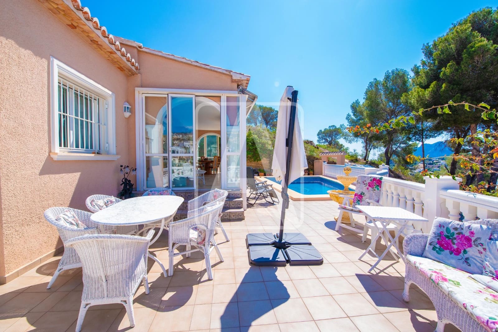 3 bedroom Villa for sale in Benissa with pool garage - € 655,000 (Ref: 9723564)