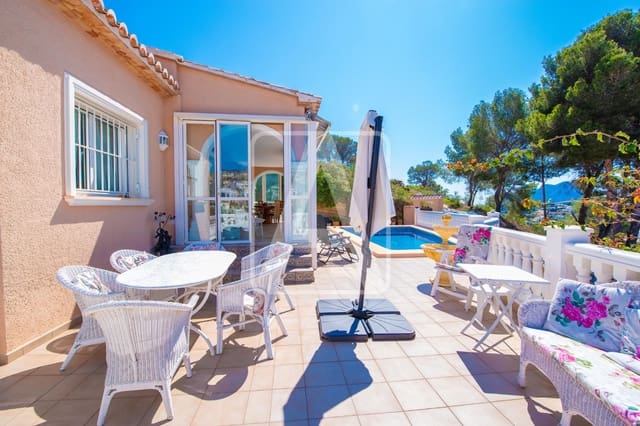 3 soverom Villa til salgs i Benissa med svømmebasseng garasje - € 655 000 (Ref: 9723564)